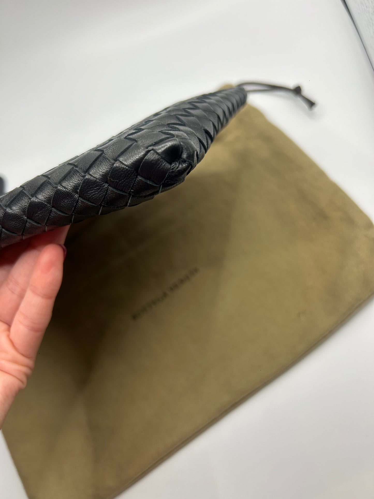 Bottega Veneta Clutch in Black Inerccisto leather